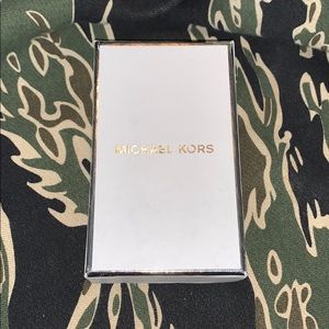 Michael Kors key Charms Silver